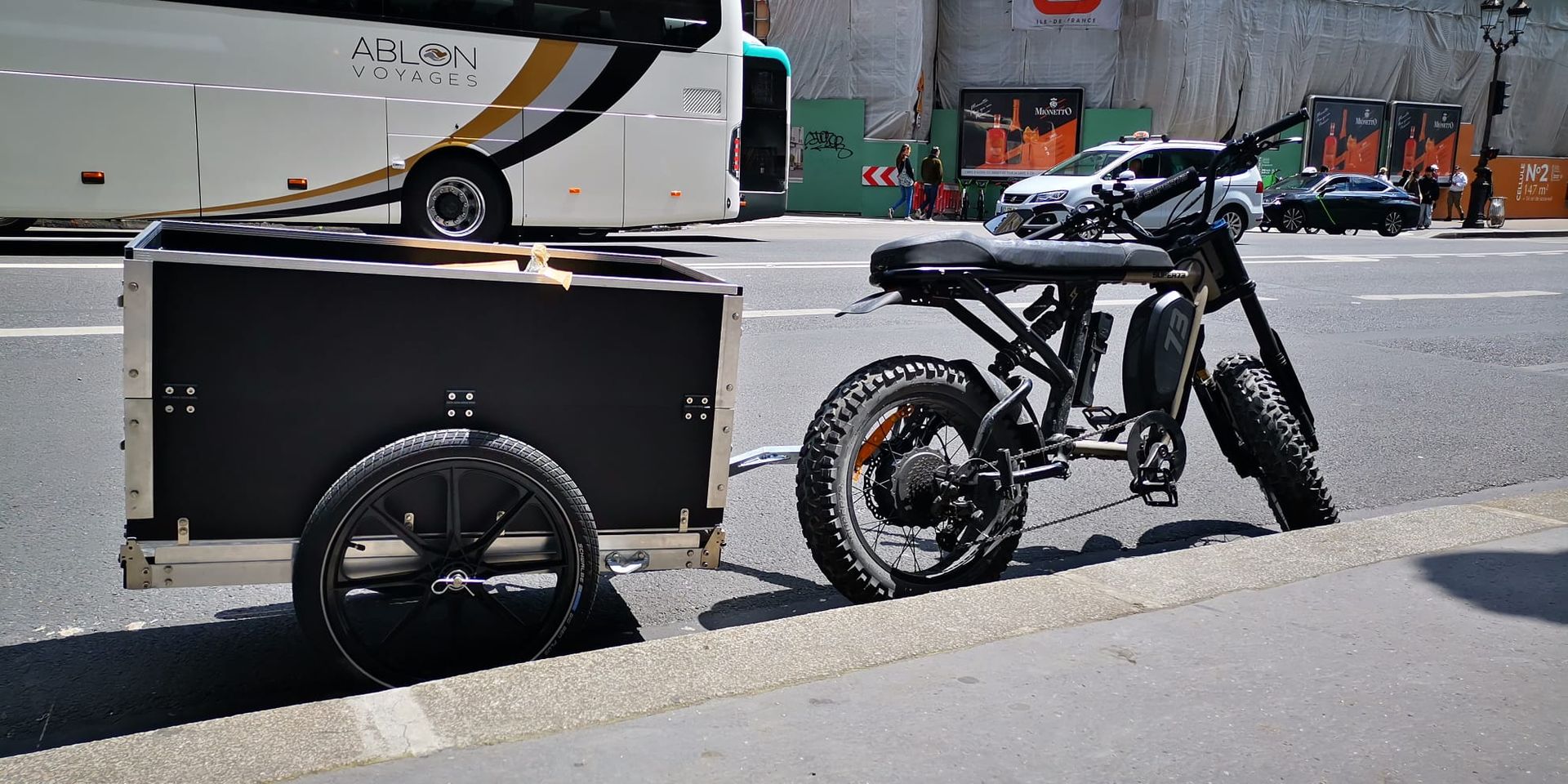 Accroche remorque vélo